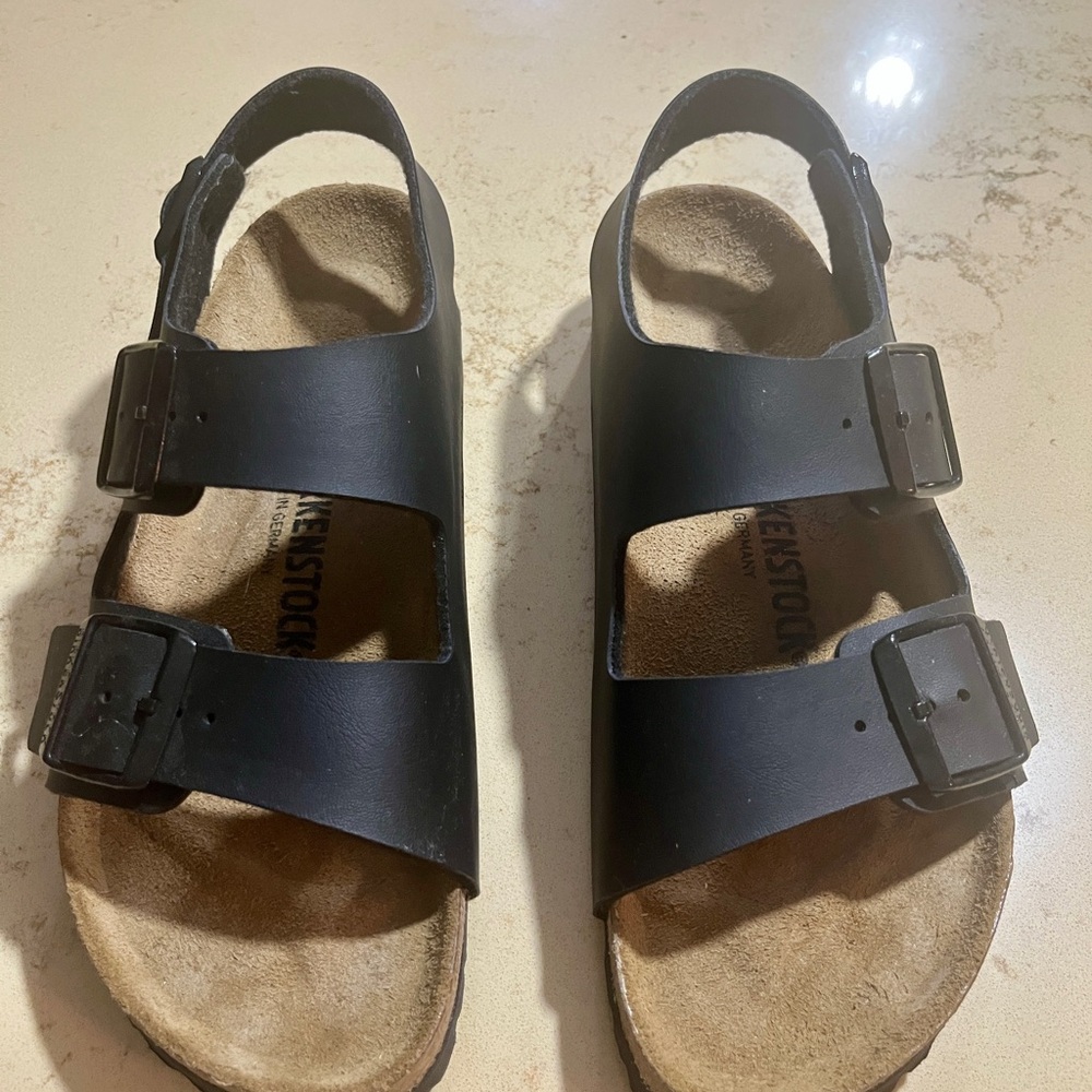 Birkenstock Unisex Black Sandals 39 NWOT - Picture 4 of 4